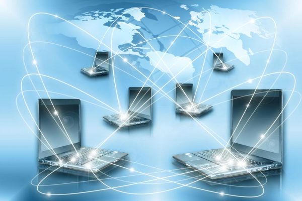 解析服裝設(shè)計(jì)網(wǎng)站的多元功能，領(lǐng)略時尚文化的魅力