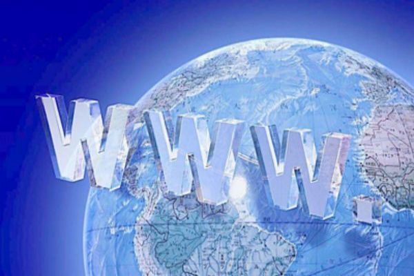 個人網(wǎng)站：我的網(wǎng)絡(luò)凈土，記錄成長與分享的舞臺