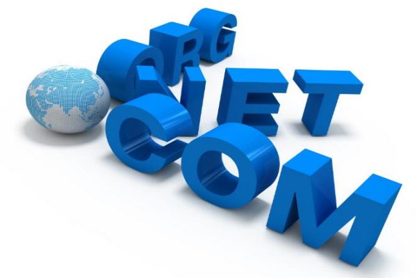 初次涉足網(wǎng)站建設(shè)領(lǐng)域，探索藝術(shù)之美與實(shí)用性的挑戰(zhàn)