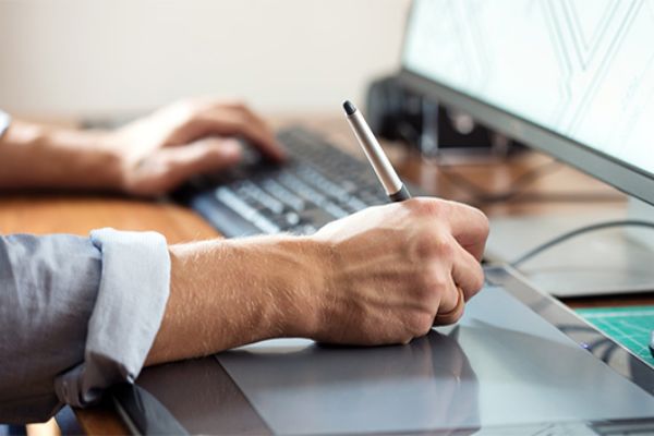 上海網(wǎng)站建設(shè)的成本分析：預(yù)算與價值的平衡